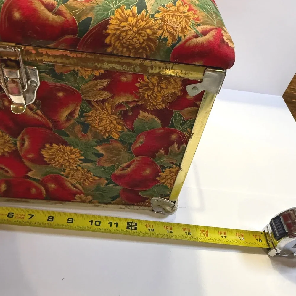 Vintage Style Apple Floral Storage Trunk Padded Ottoman Gold Trim Small Chest